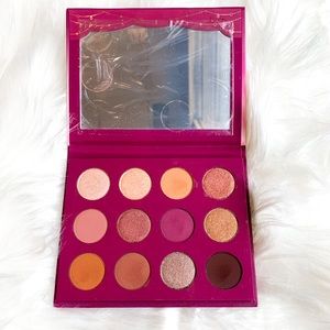 BRAND NEW Colourpop Eyeshadow Palette